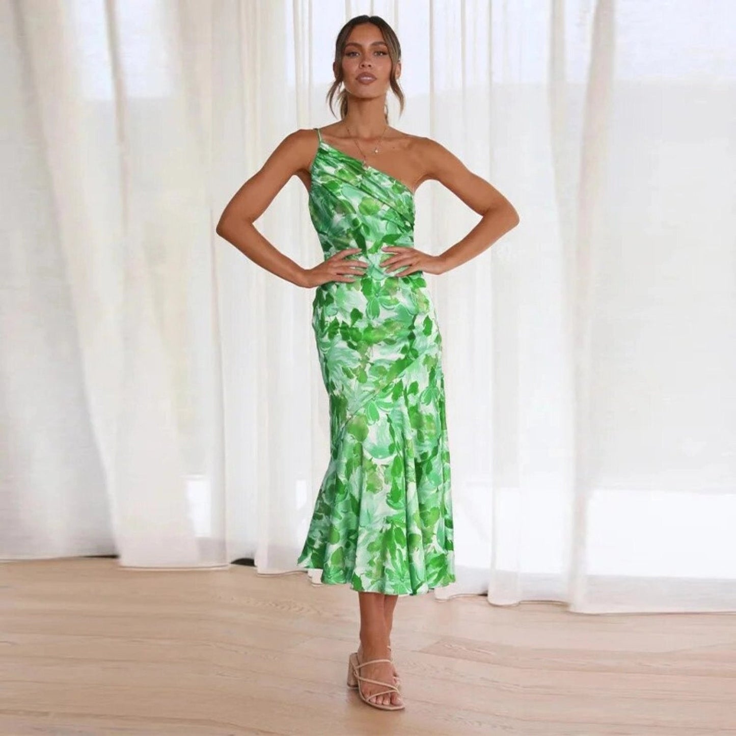 Katie - Elegant One-Shoulder Dress