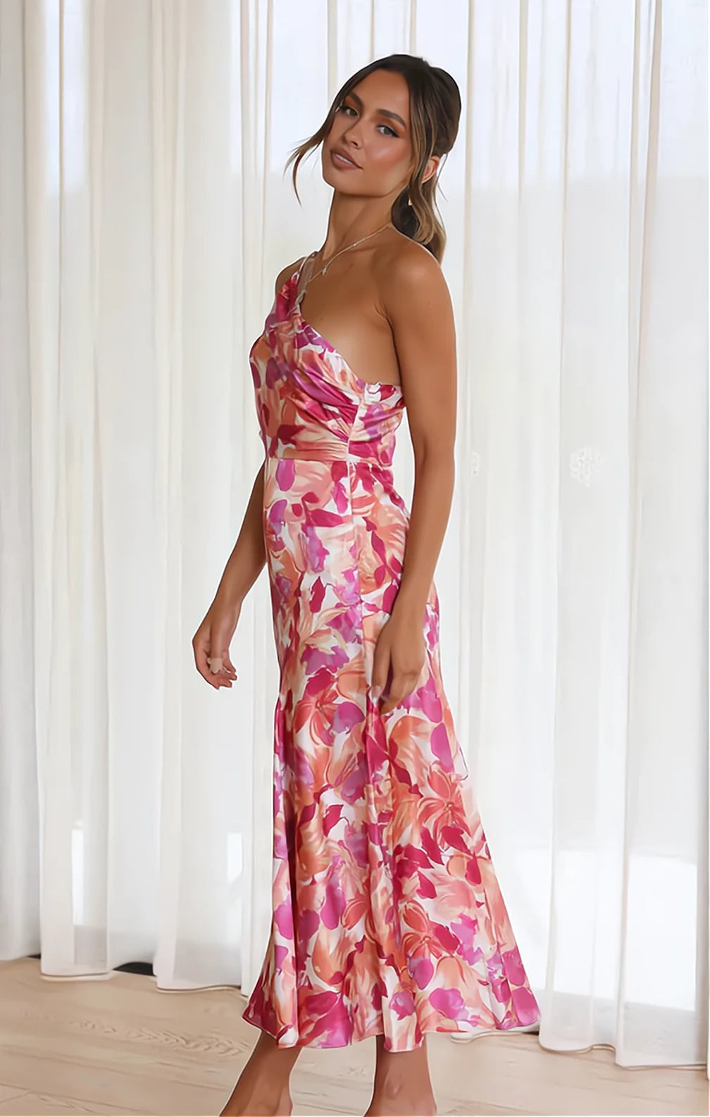 Katie - Elegant One-Shoulder Dress