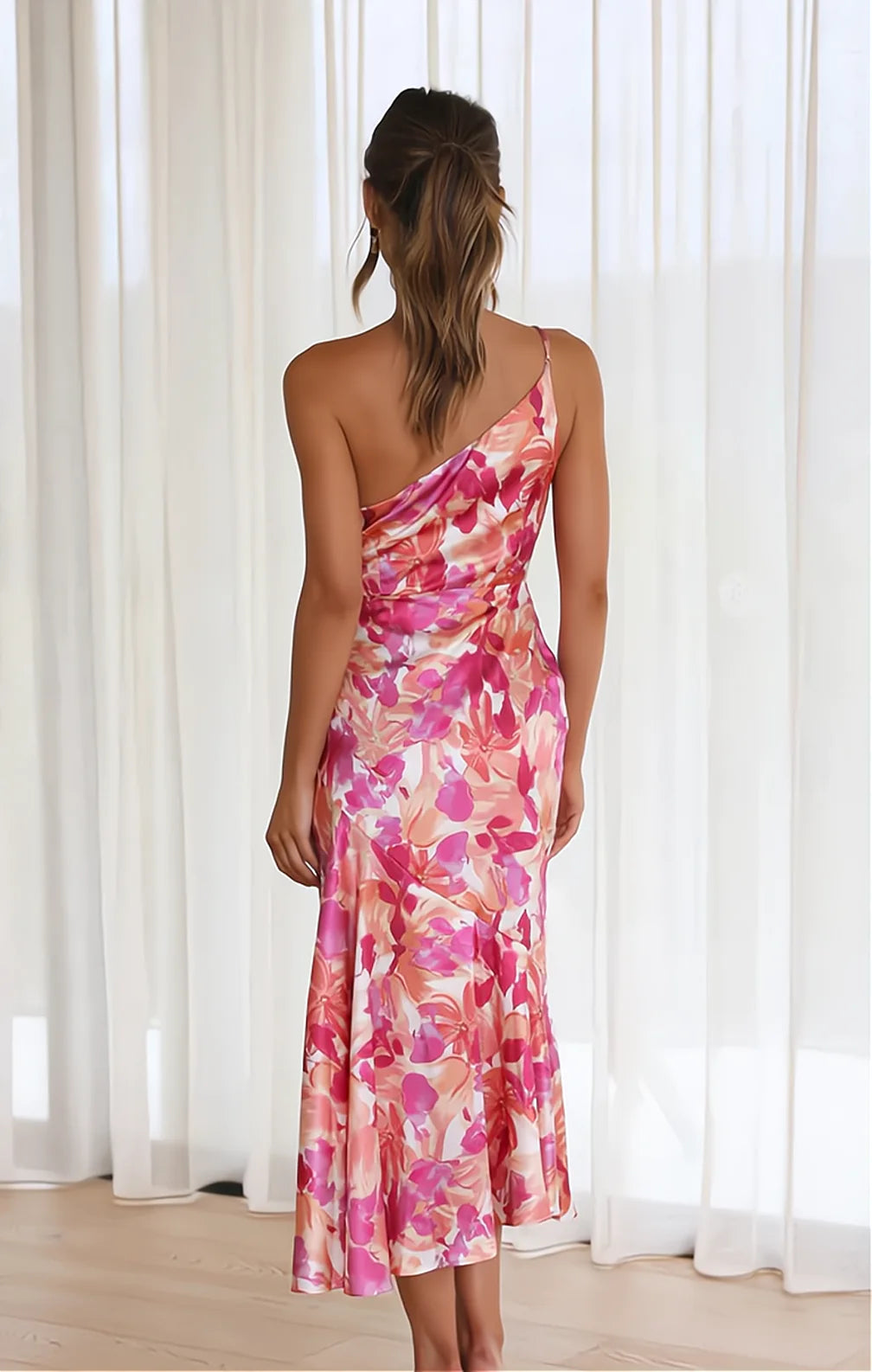 Katie - Elegant One-Shoulder Dress