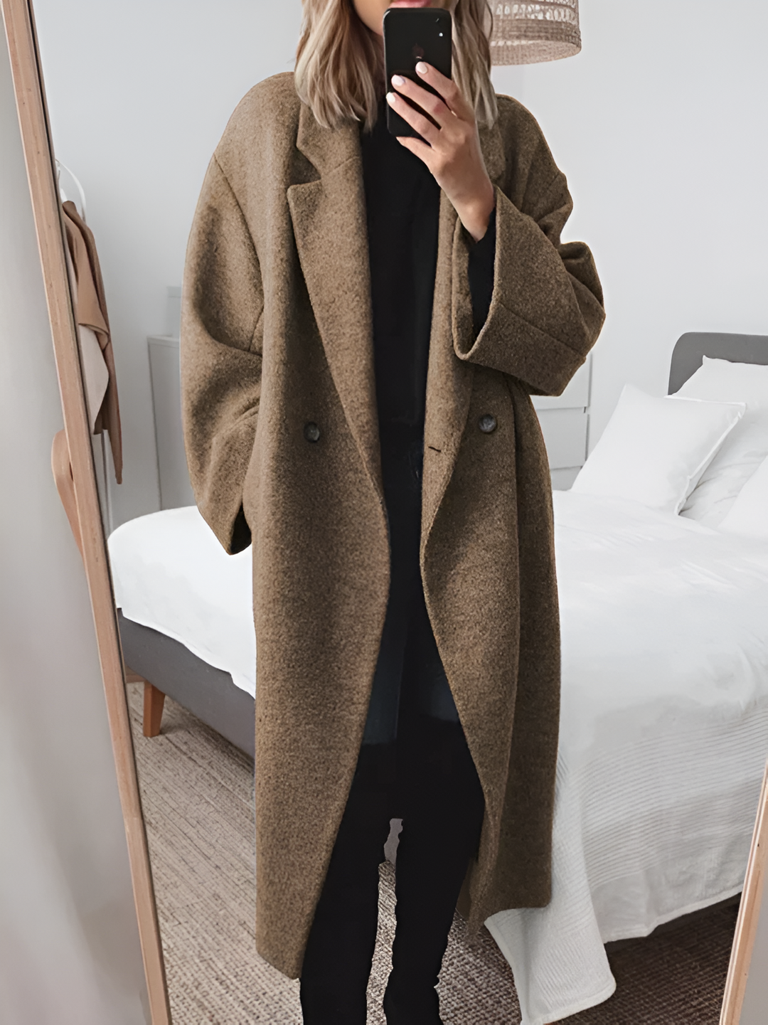 Giorgia - Timeless Winter Elegance