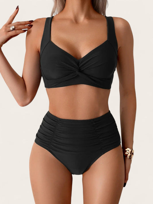 Auriane | Bandeaubikini met ruches en vrouwelijke elegantie