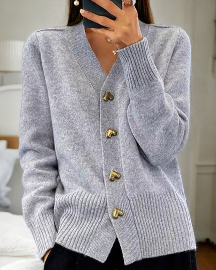 Evelyn | Romantic Heart-Button Cardigan